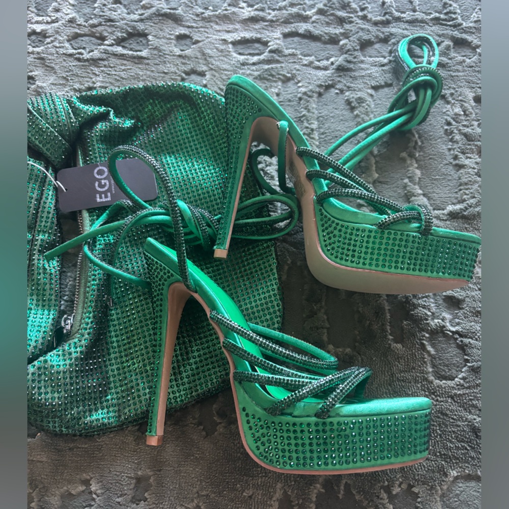 Green Strappy Women's Heels and Matching Bag